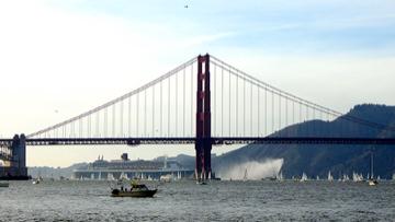 Queen Mary 2 Sails Through The Golden Gate